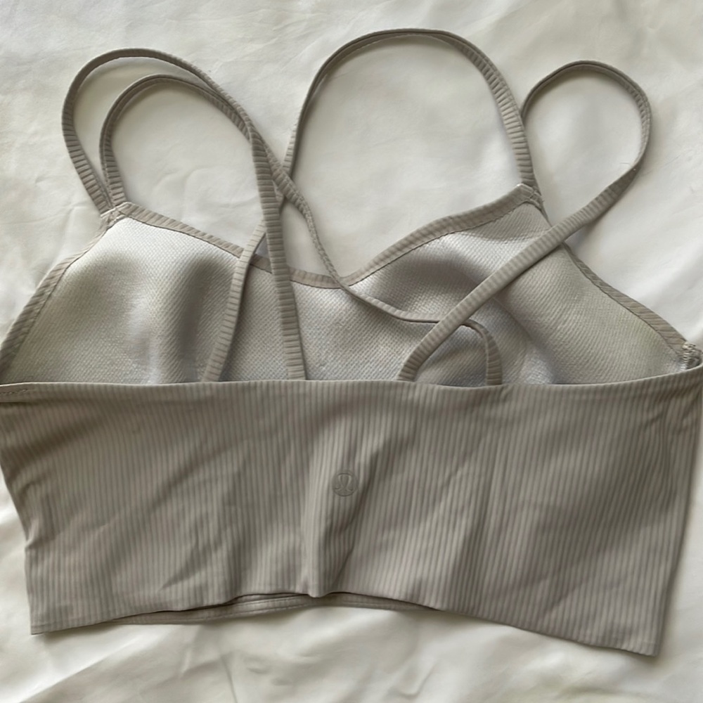 Grey Lululemon sports bra